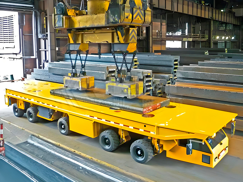 液壓平板運(yùn)輸車應(yīng)用于造船廠船舶鋼板廠區(qū)移運(yùn)