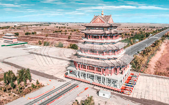 自行式液壓模塊運輸車在大型古建筑平移、機場屋頂搬運等場合應(yīng)用