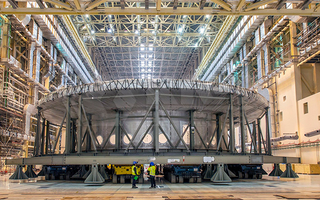 自行式液壓模塊運(yùn)輸車用于核電核聚變杜瓦底座、反應(yīng)堆等設(shè)備移運(yùn)