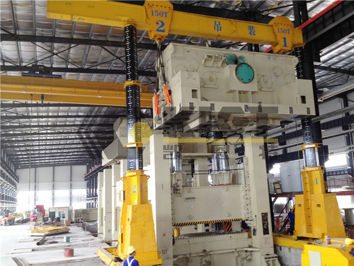 液壓龍門吊用于電機(jī)吊裝