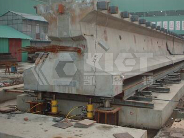 雙作用液壓千斤頂用于磁懸浮軌道建設同步頂升精調(diào)