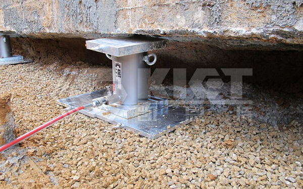 單作用鋁制液壓千斤頂用于礦山開(kāi)采