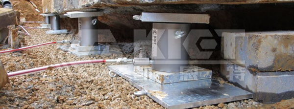 單作用鋁制液壓千斤頂用于礦山開(kāi)采