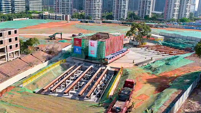 自行走液壓裝置用于廈門古建筑轉(zhuǎn)體平移